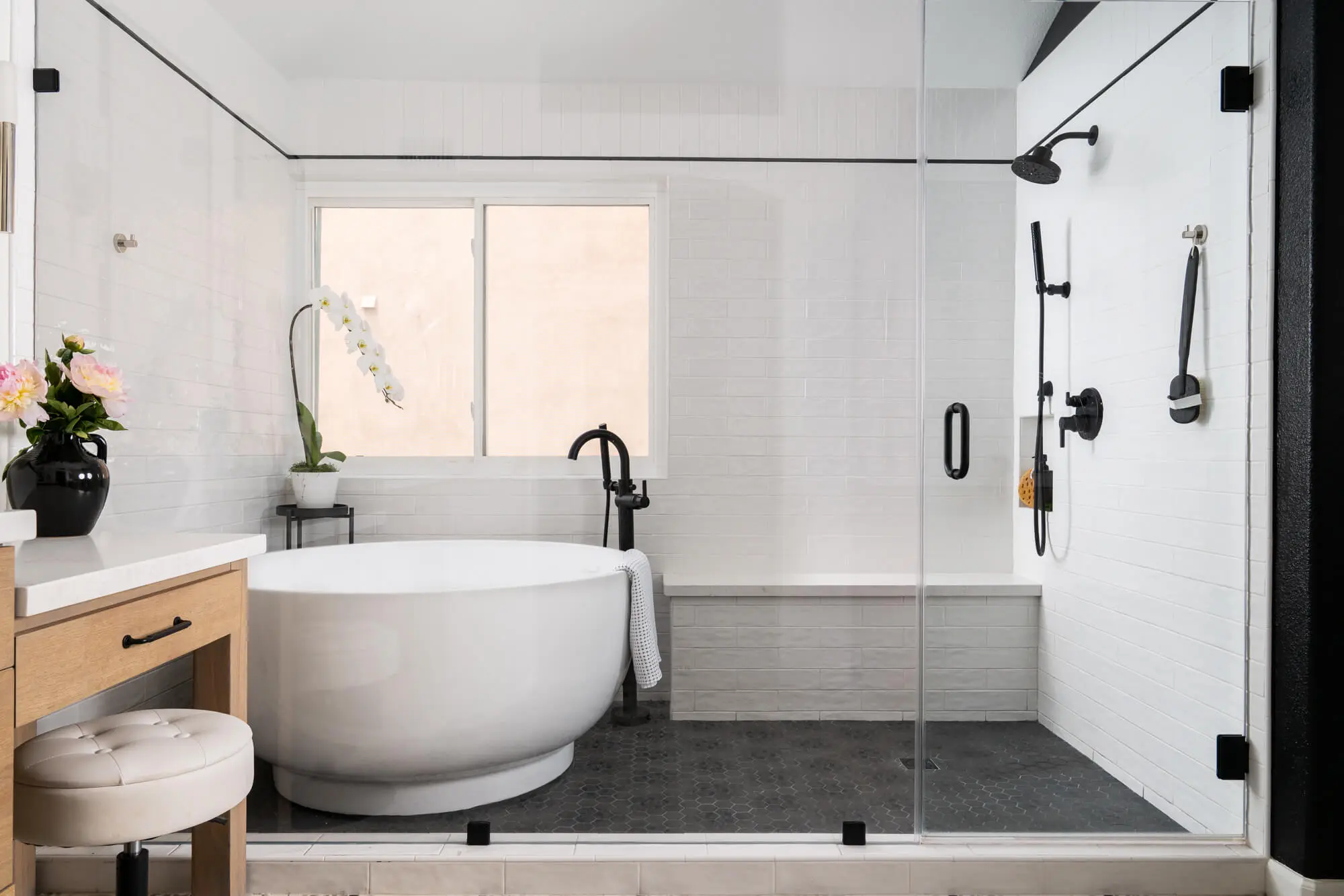 Bathroom Shower Remodel Contractors: Expert Guide to Services, Benefits, and Real-World Examples